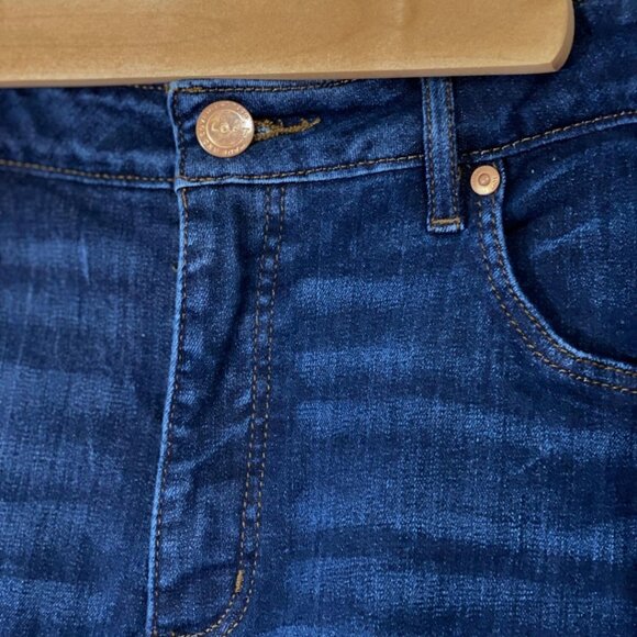 LOFT Curvy High Rise Skinny Jeans – Classic Dark Indigo – SZ 32 | 14 - Picture 5 of 6